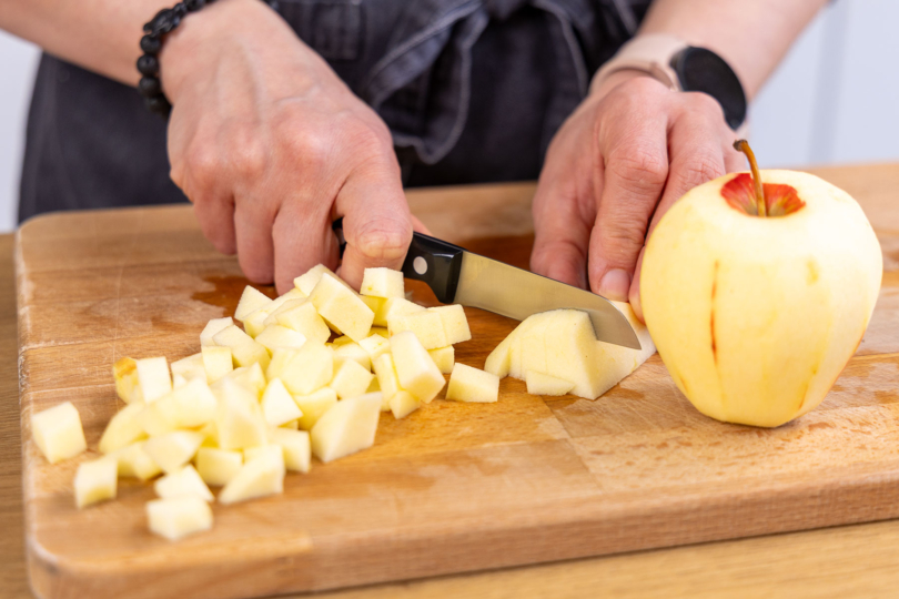 Äpfel schneiden