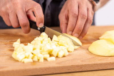 Äpfel würfeln