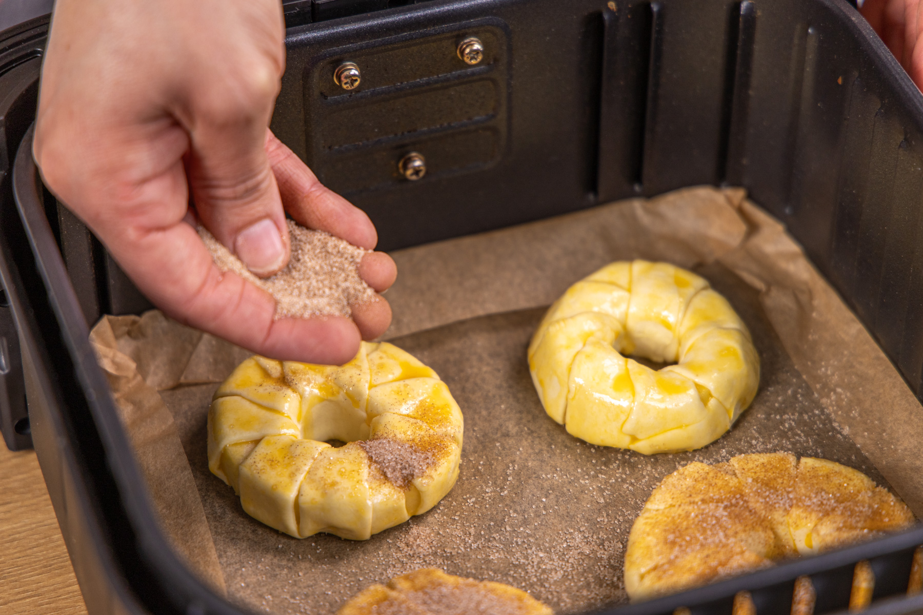 Apfelringe in Blätterteig aus der Heißluftfritteuse