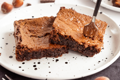 Glutenfreie Brownies mit Haselnüssen