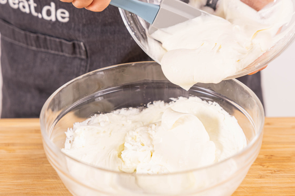 Himbeertraum mit Baiser