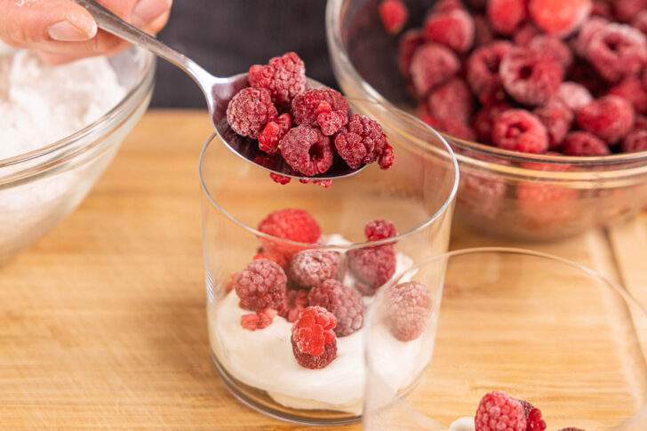 Himbeertraum mit Baiser schichten Himbeere
