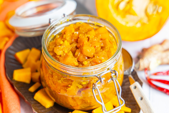 Süß-saures Kürbis-Chutney aus Hokkaido Titelbild