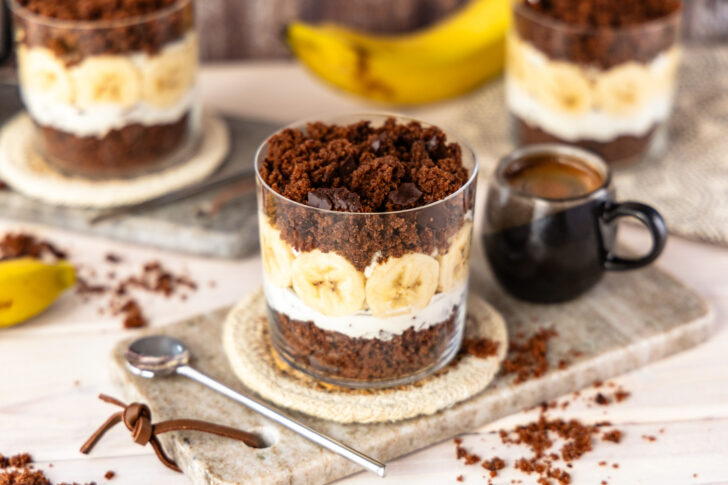 Maulwurfkuchen im Glas: schnell & einfach
