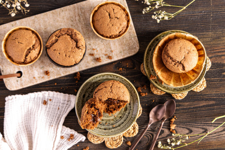Nutella-Muffins mit flüssigem Kern noch warm servieren