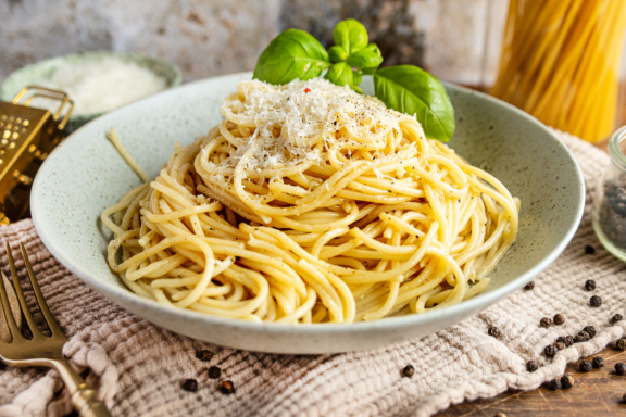 Spaghetti Cacio e Pepe