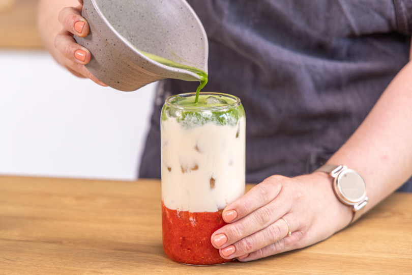 Matcha dazu gießen