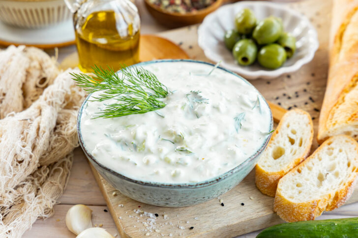 Tzatziki selber machen.