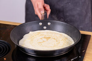 Pfannkuchen ausbacken