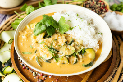 Zucchini-Curry mit Reis