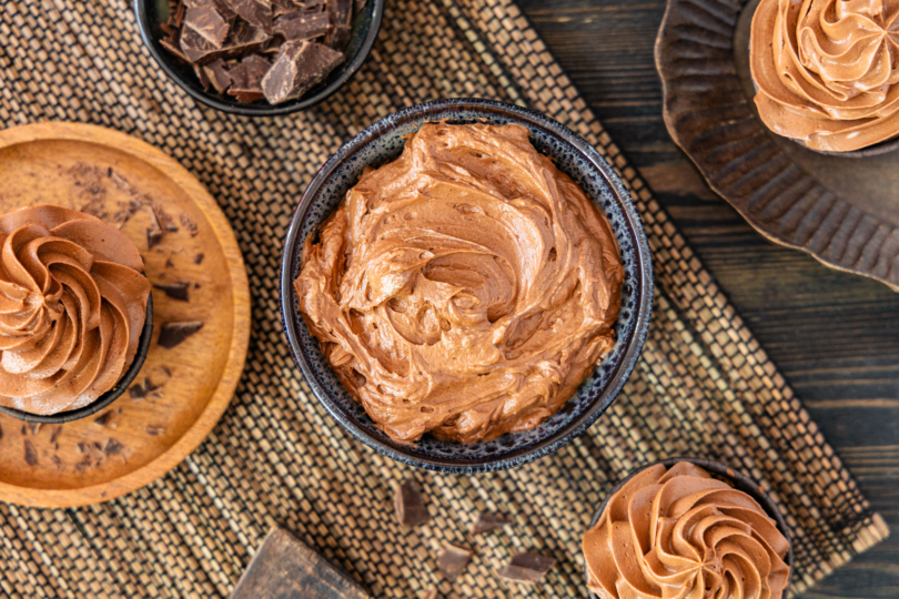 Einfaches Schokoladen-Frosting