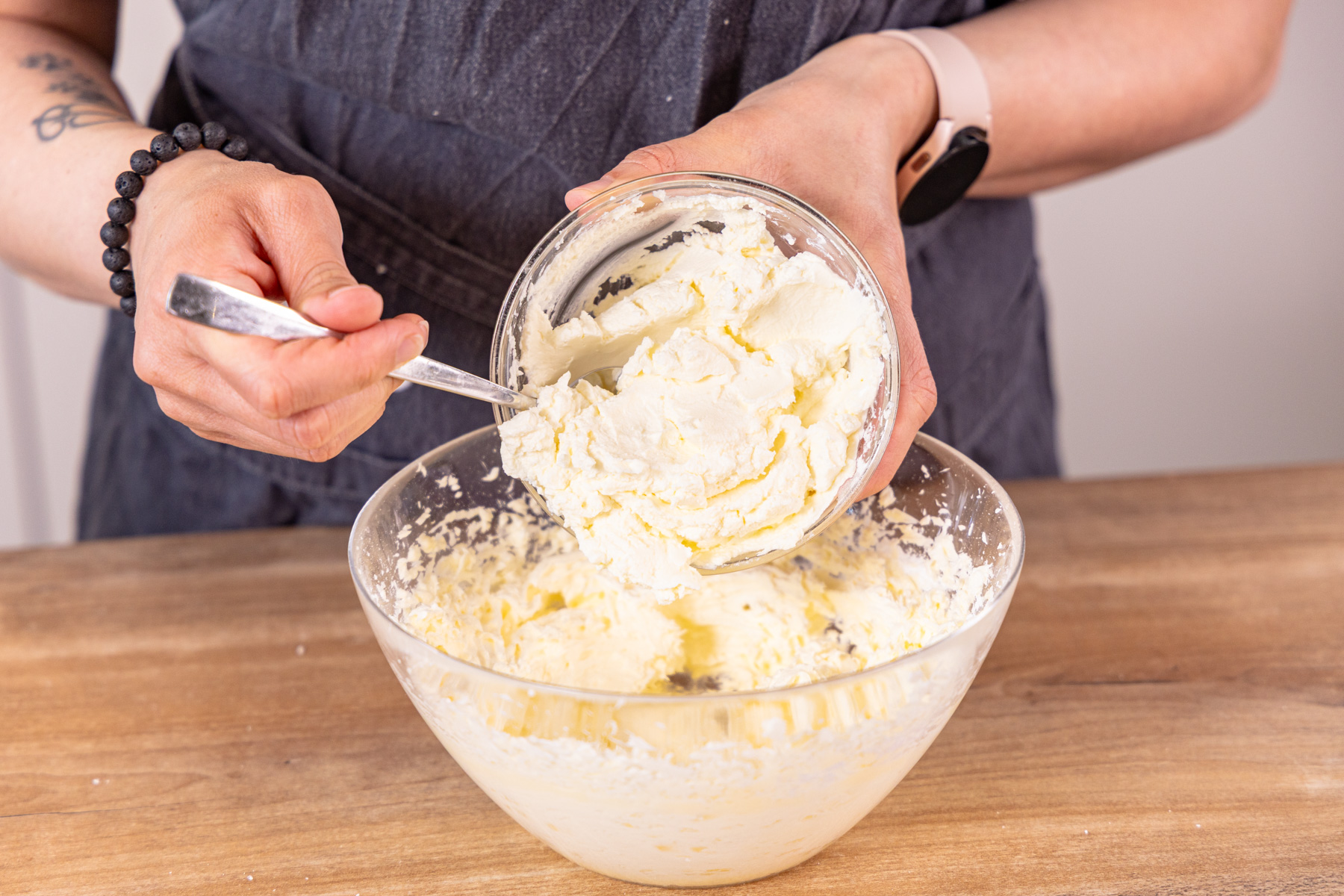 Einfaches Schokoladen-Frosting