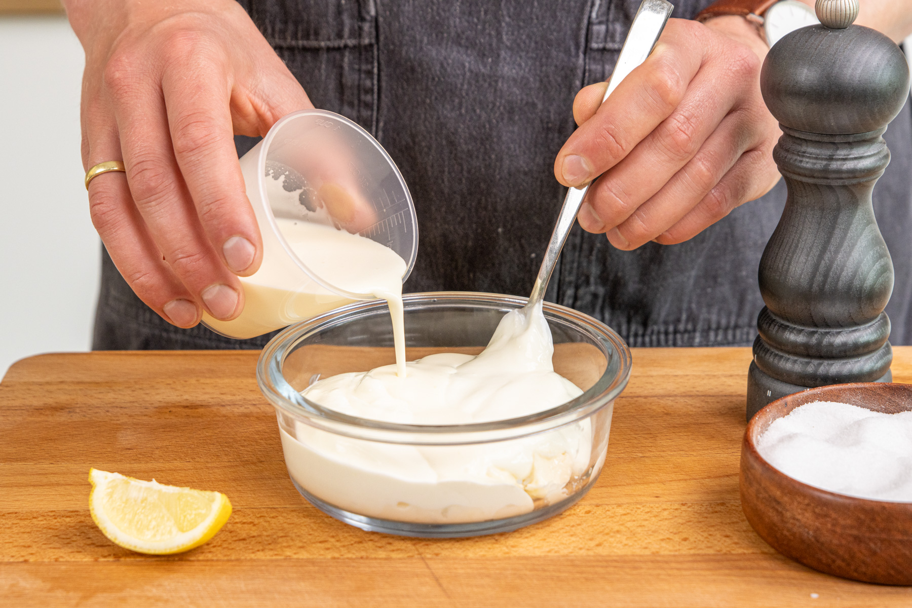 Gorgonzola-Dressing: schnell & einfach Gorgonzola-Dressing: schnell & einfach