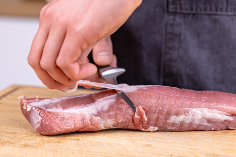 Schweinefilet parieren