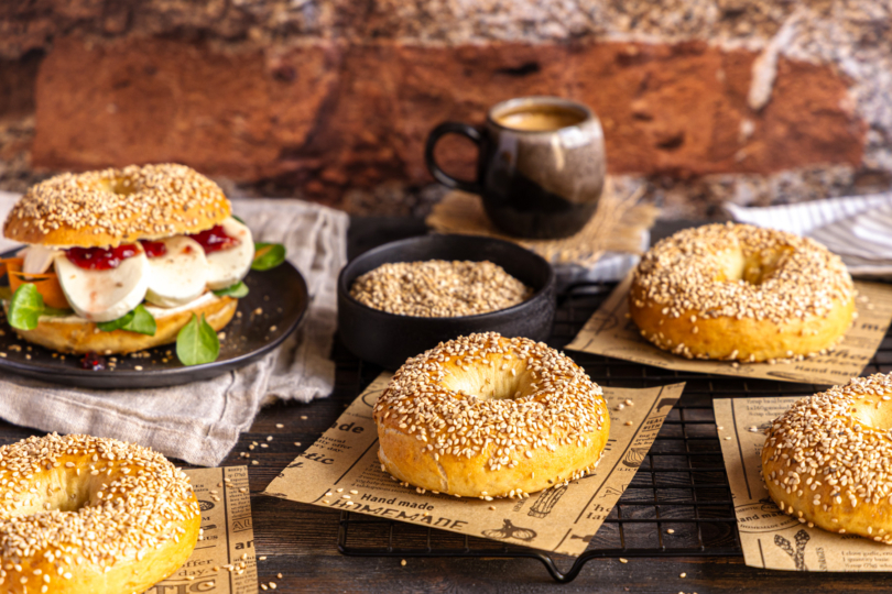 Original New York-Style Bagel mit Sesam
