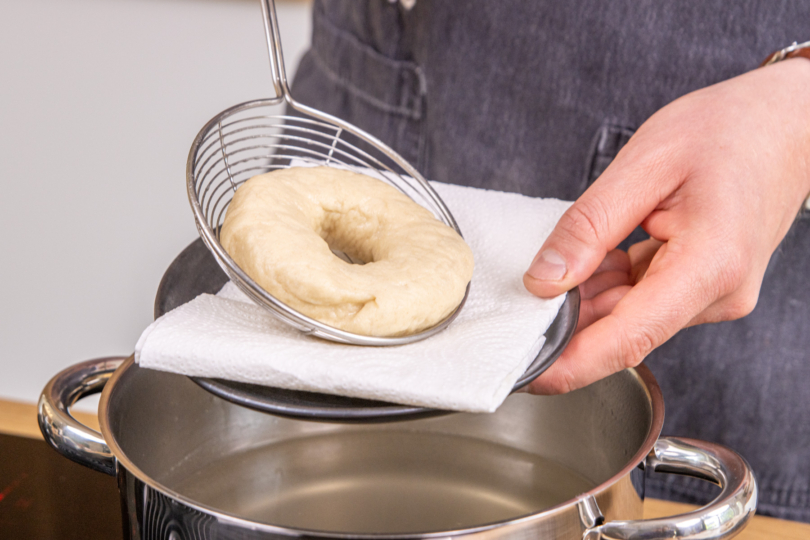 Bagel abtropfen lassen