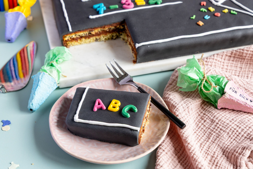 Stück Schultafel-Kuchen