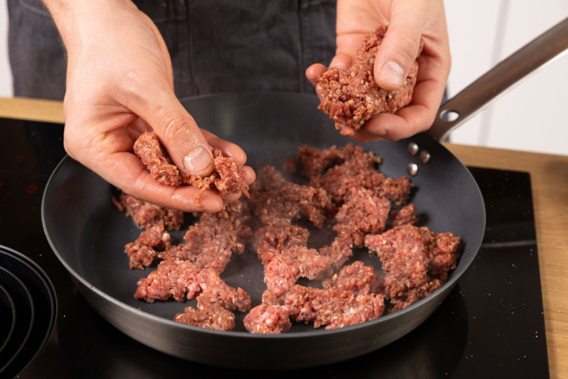 Hackfleisch anbraten.