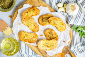 Brotchips einfach selber machen