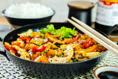 Chinesische Hähnchenpfanne