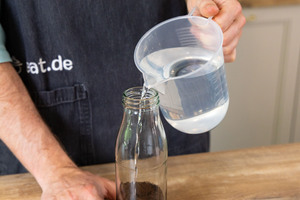 Wasser aufgießen