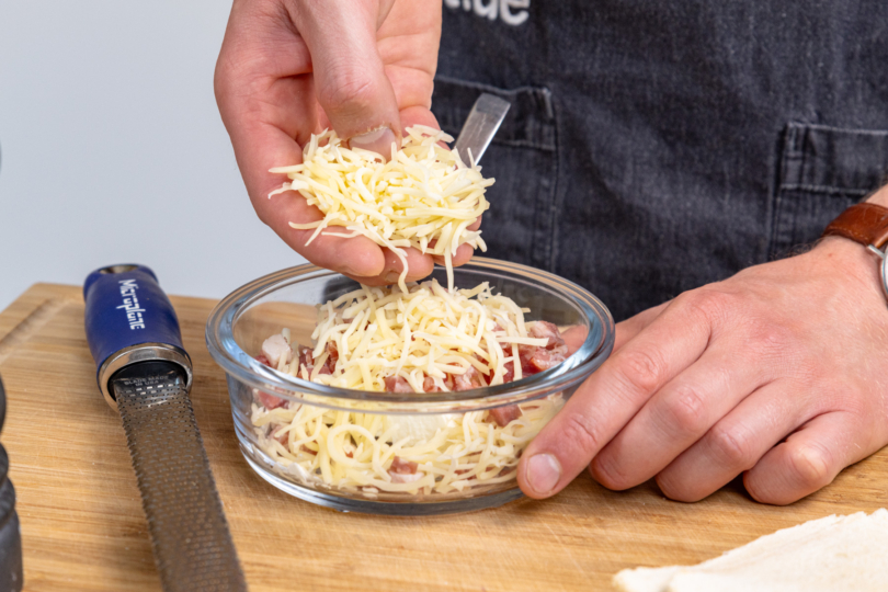 Käse dazugeben