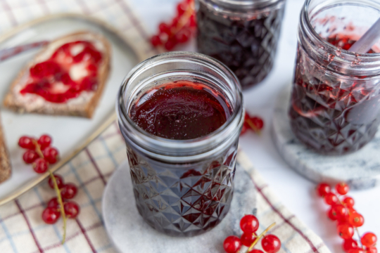 Johannisbeergelee aus Saft