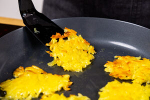 fertig gebratene Rösti