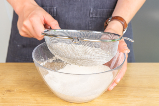 Pizzabrot mit Knoblauch und Kräutern