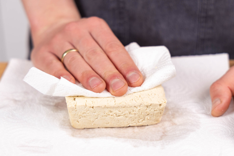 Tofu ausdrücken