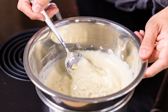 Buttercreme mit weißer Schokolade