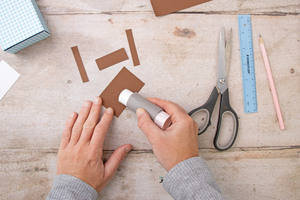 Kleben mit Leimstift
