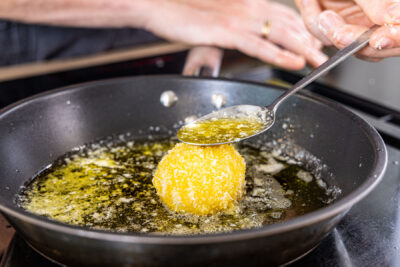 mit Butter übergießen