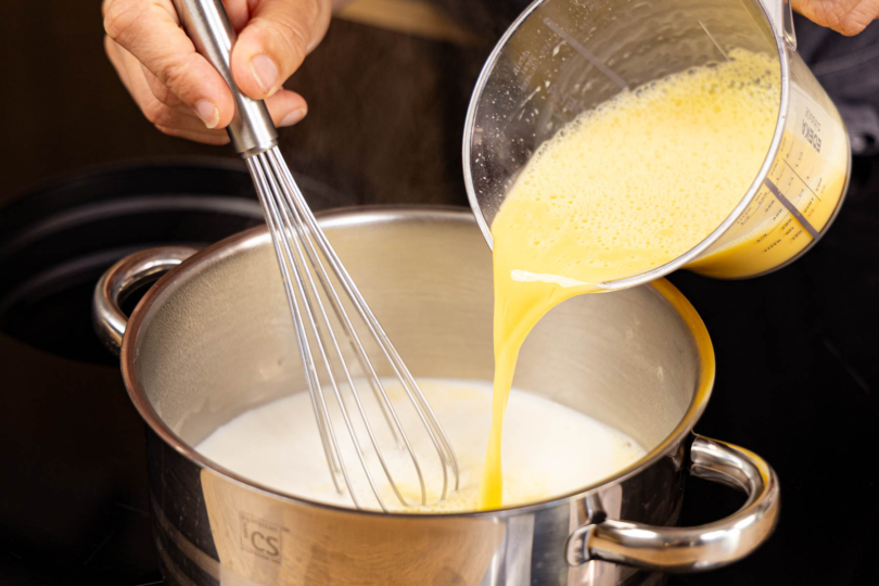 Vanillepudding kochen