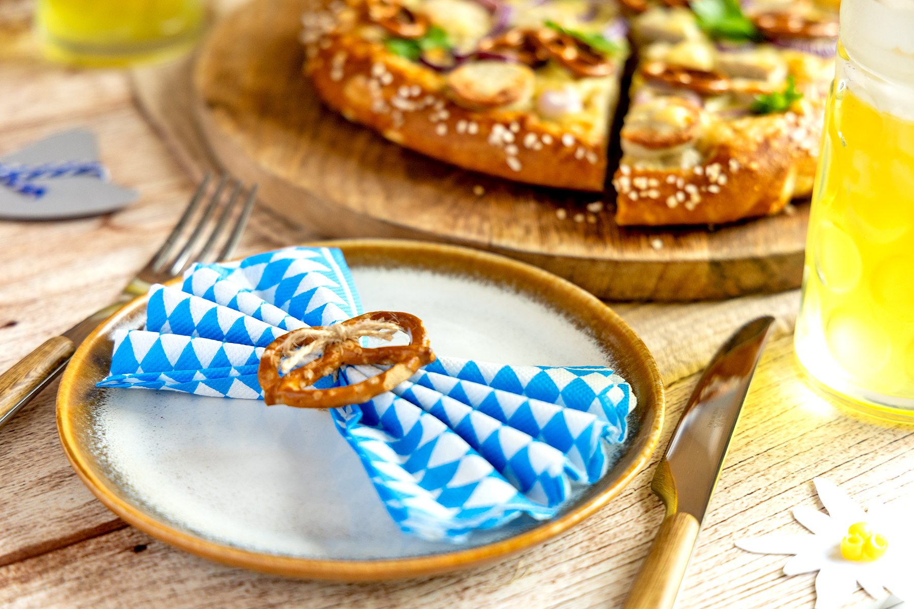 Bayerische Papierservietten 40 Stück 40-teiliges Oktoberfest-Party- Servietten-Set – 16,5 X 16,5 Cm, Einweg-Papierservietten Mit Bayerischem Design Für Bierfeste & Feiern