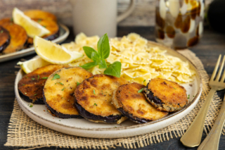 Panierte Aubergine: knusprig & einfach