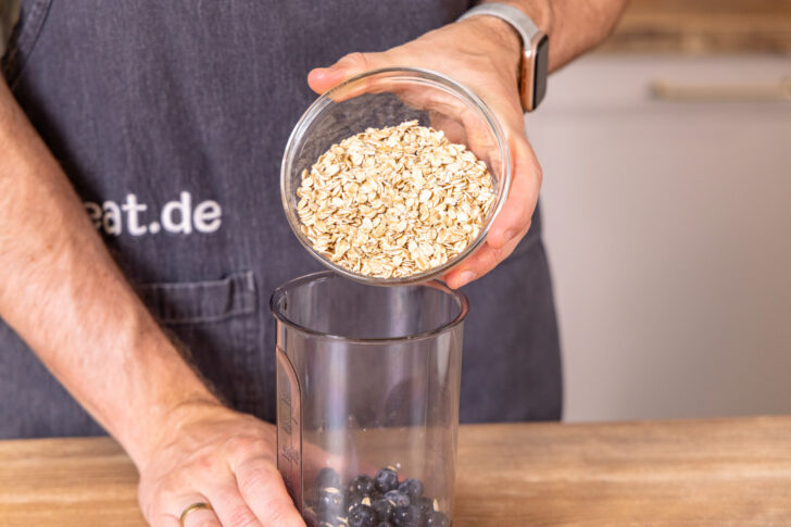Haferflocken dazugeben