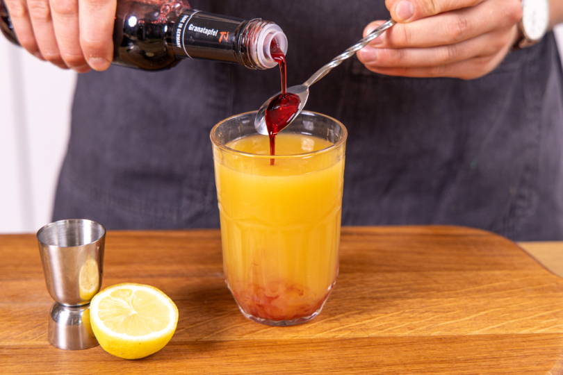 Grenadine dazugeben