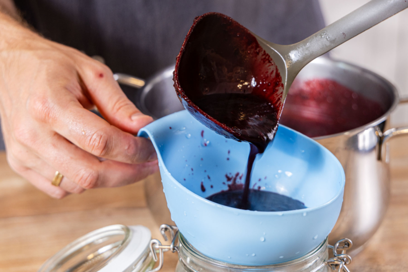 Aronia-Marmelade selber machen und abfüllen
