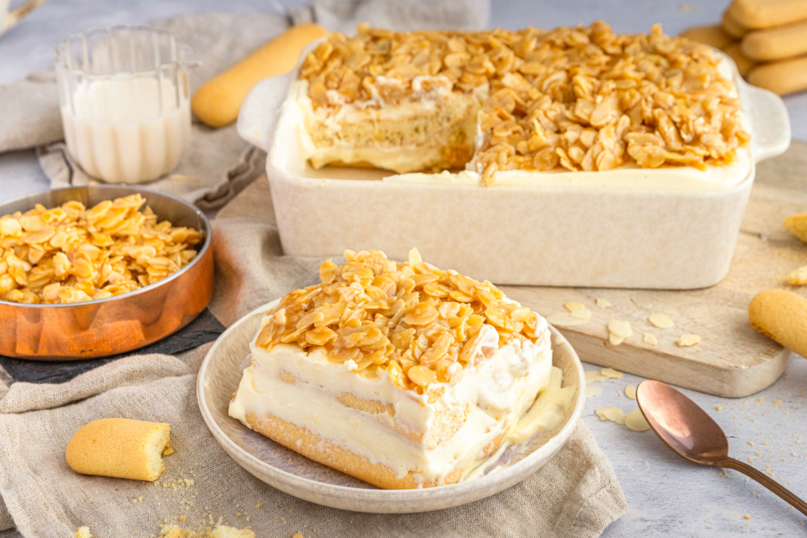 Bienenstich Tiramisu mit Mandel-Topping