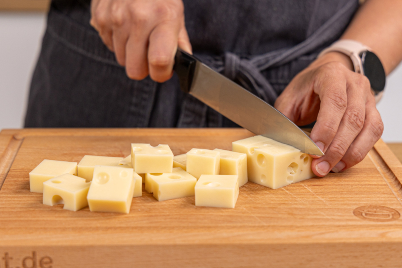 Käse würfeln