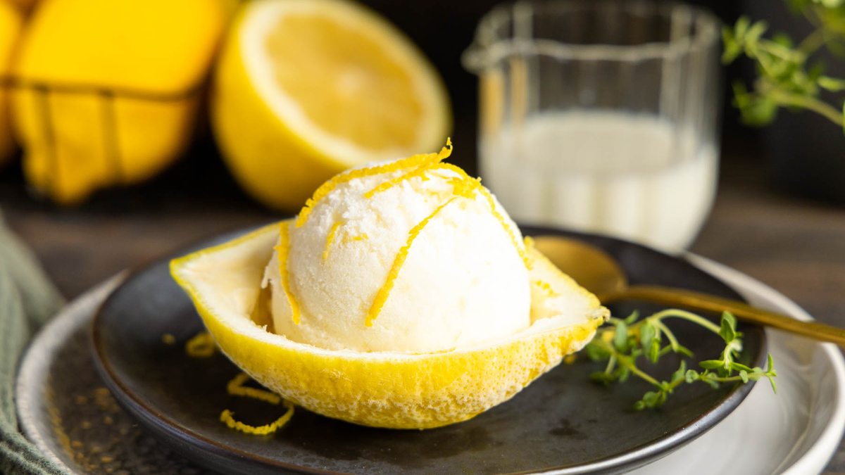 Buttermilch Zitronen Eis
