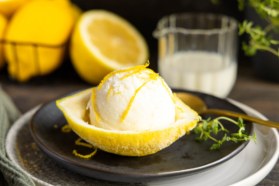 Buttermilch Zitronen Eis
