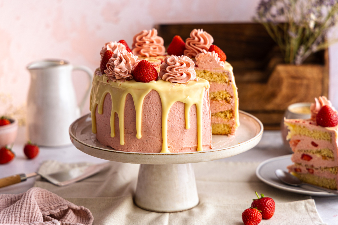Erdbeer-Torte mit Drip
