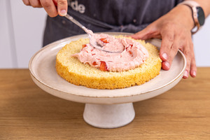 Buttercreme verstreichen