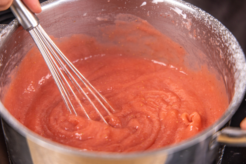 Erdbeerpudding kochen