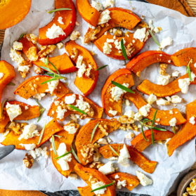Gebackener Ofenkürbis mit Feta und Honig