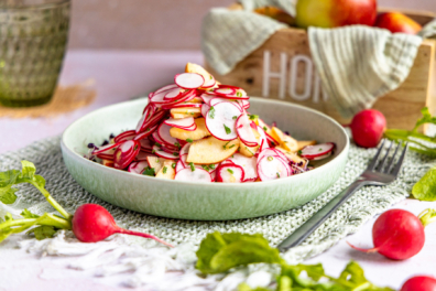 Radieschensalat mit Apfel