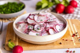 Radieschensalat mit Joghurt
