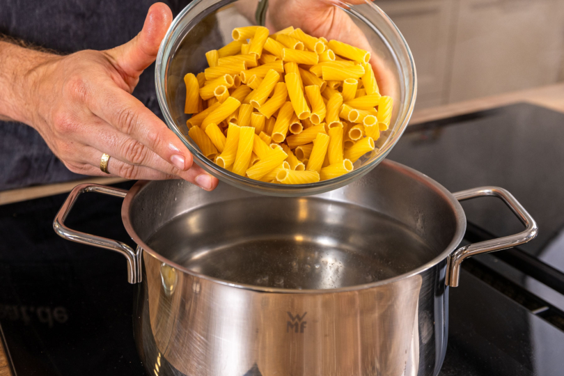 Rigatoni kochen